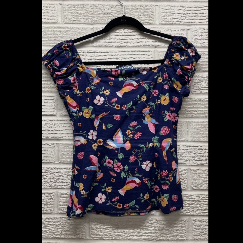 Collectif Tickle Me Picnic Cotton Top in Secret Garden - Picture 3 of 5
